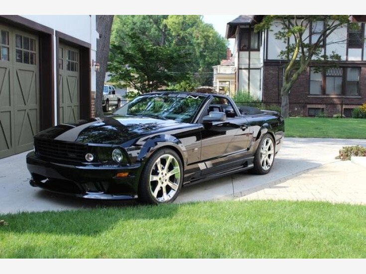 Thumbnail Photo undefined for 2006 Ford Mustang GT Convertible